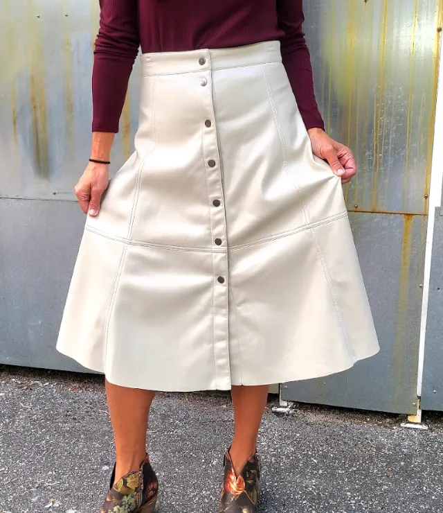 6531 Oyster Vegan Leather Skirt