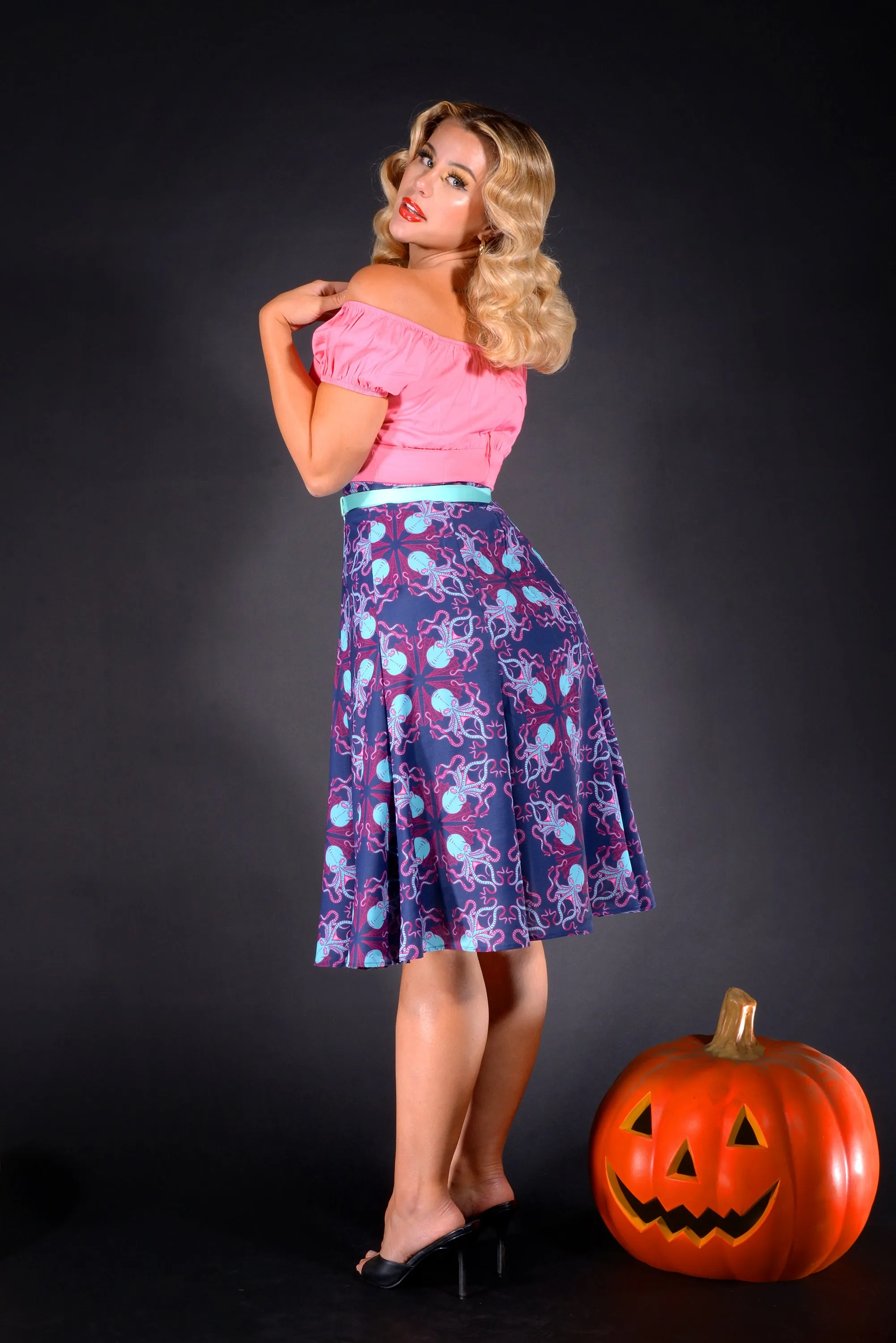 Final Sale - Viva 40s Style Tulip Skirt in Blue Daddy Cthulhu Print Stretch Crepe | Laura Byrnes & Hope Johnstun