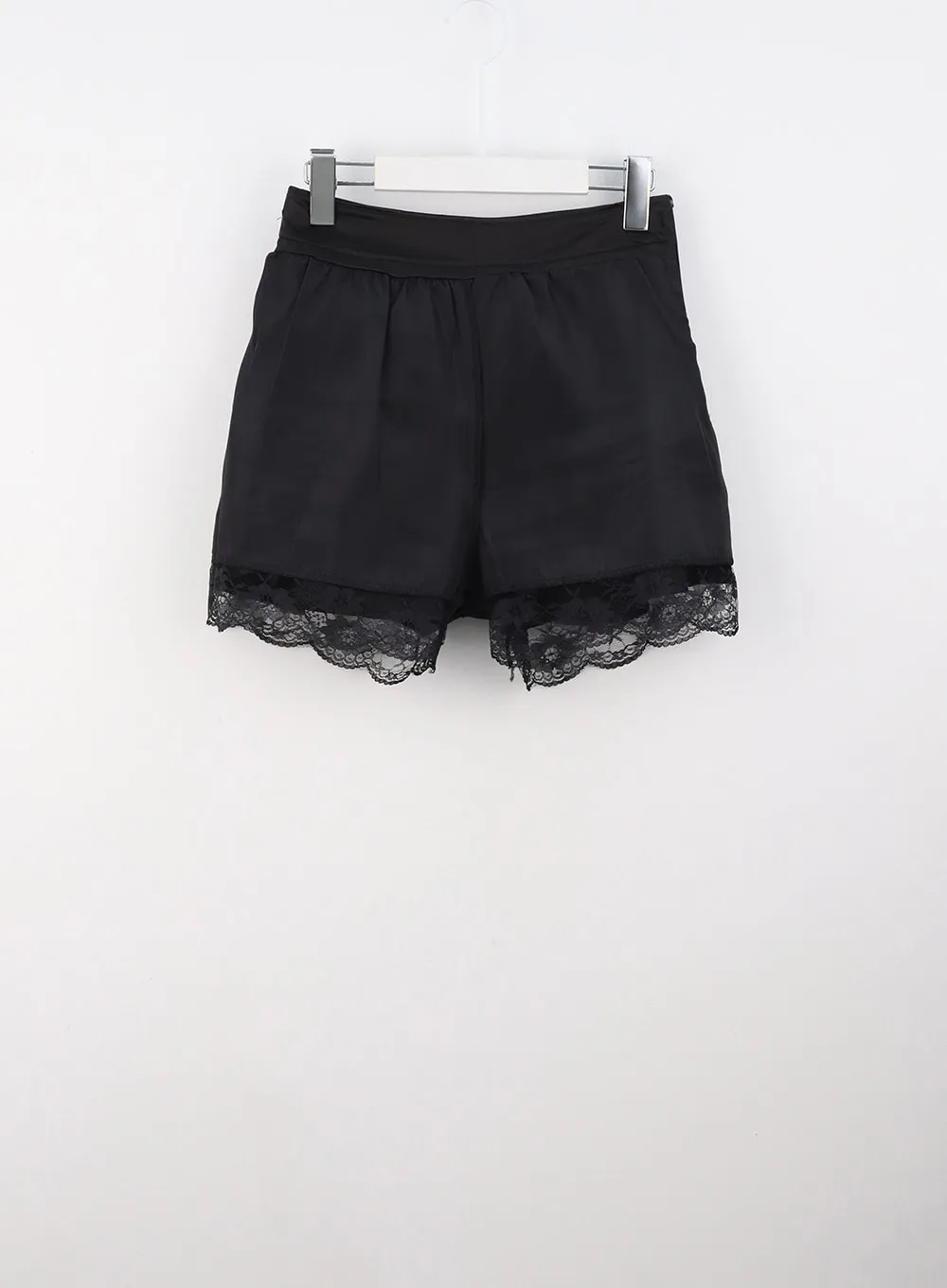 Frilly Lace Tiered Mini Skirt IS306