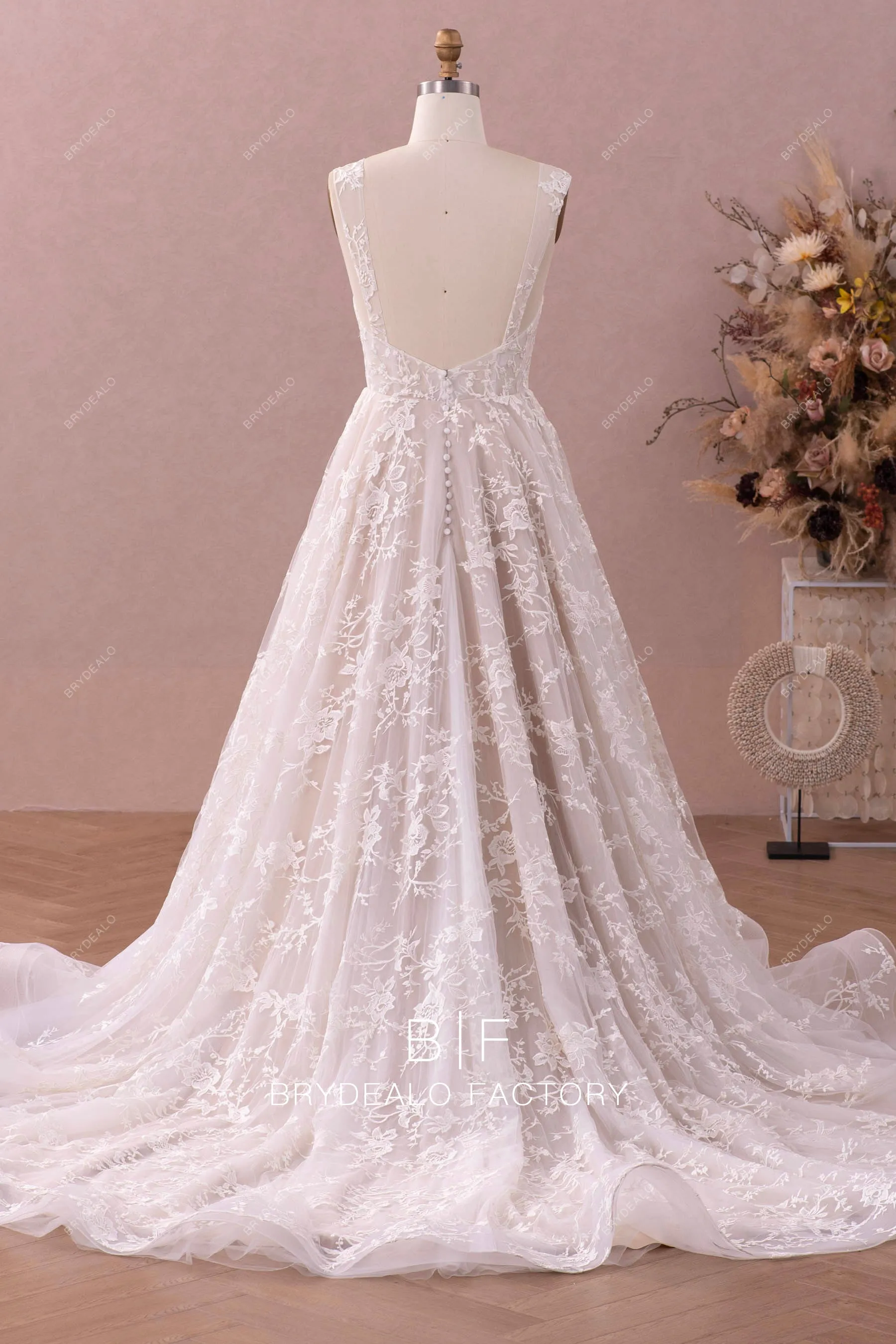 Lace Straps Designer Horsehair High-low Casual Champagne Wedding Dress