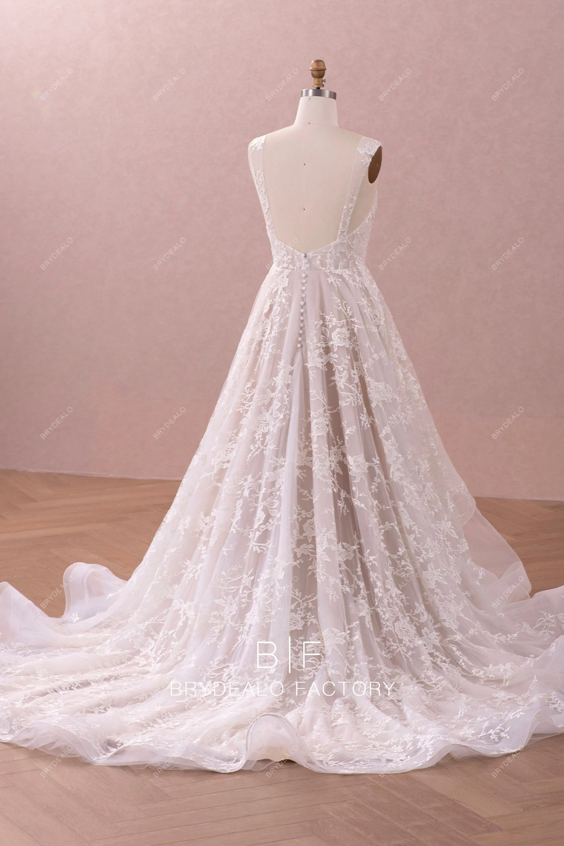 Lace Straps Designer Horsehair High-low Casual Champagne Wedding Dress