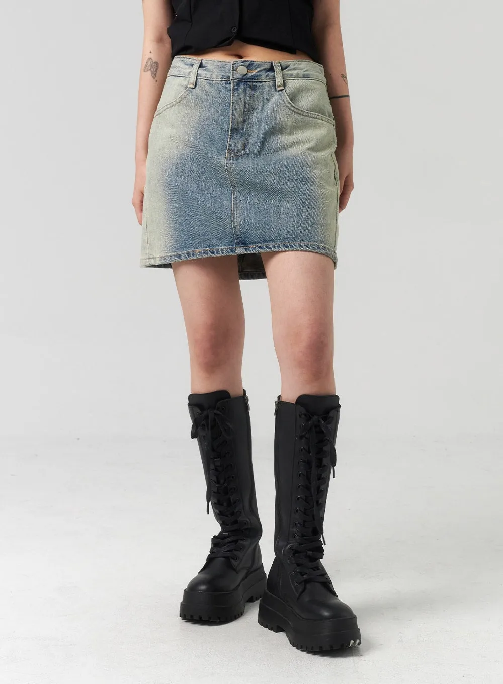 Mid-Rise Denim Mini Skirt CL318