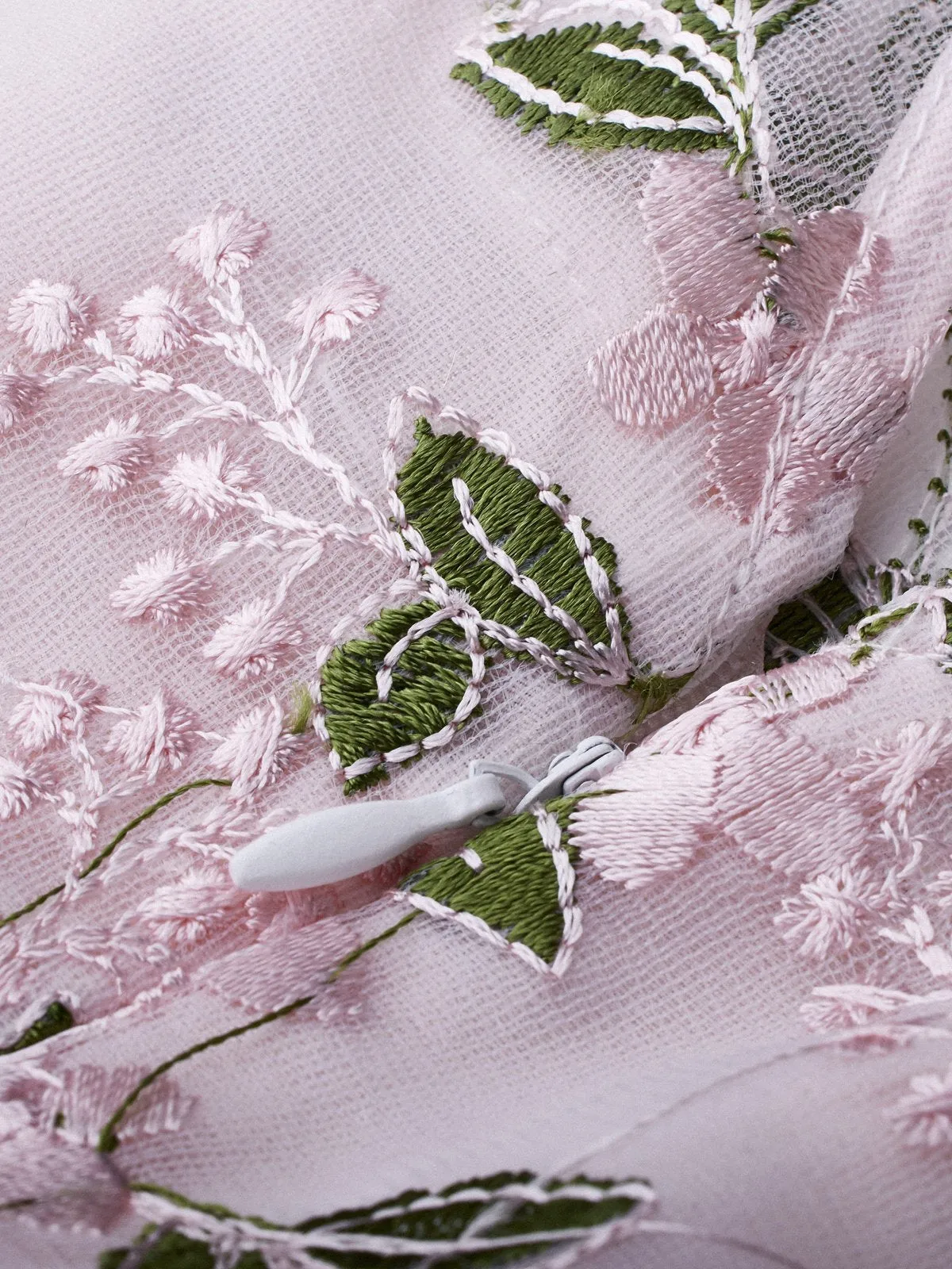 Pink 1950s Floral Embroidery Dress